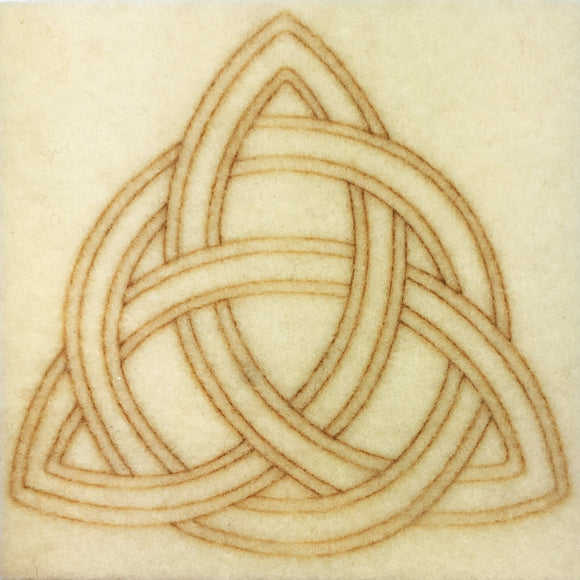 Plaque de feutre Mandalaine, motif gravé: CELTIC KNOT. pour feutrage à l'aiguille. Laine Naturelle de Mouton. RASMANIA WOOL